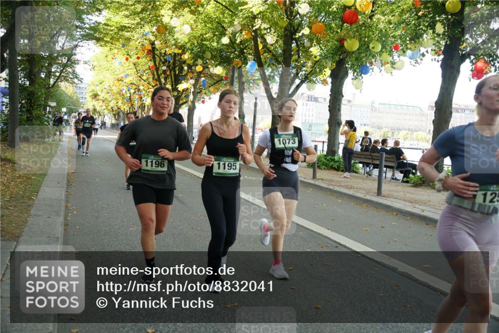 07.09.2025 - BARMER Alsterlauf Yannick Fuchs http://msf.ph/oto/8832041 07.09.2025 11:37:19 Laufen 1249, 1196, 1195, 1073, 125 meine-sportfotos.de