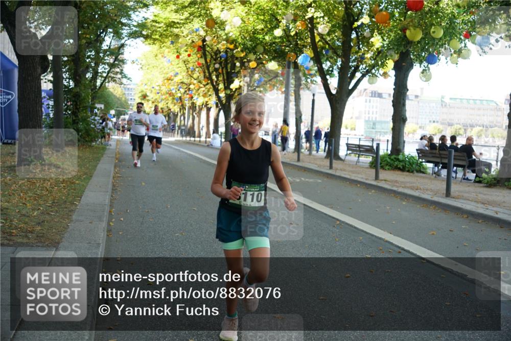 07.09.2025 - BARMER Alsterlauf Yannick Fuchs http://msf.ph/oto/8832076 07.09.2025 11:37:30 Laufen 7562, 110 meine-sportfotos.de