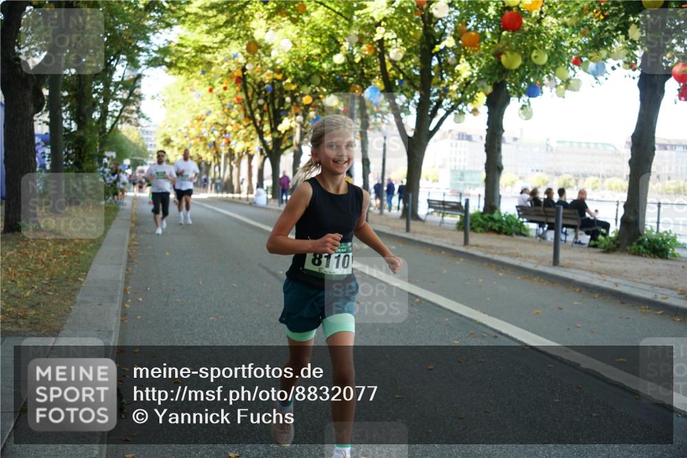07.09.2025 - BARMER Alsterlauf Yannick Fuchs http://msf.ph/oto/8832077 07.09.2025 11:37:30 Laufen 8110 meine-sportfotos.de