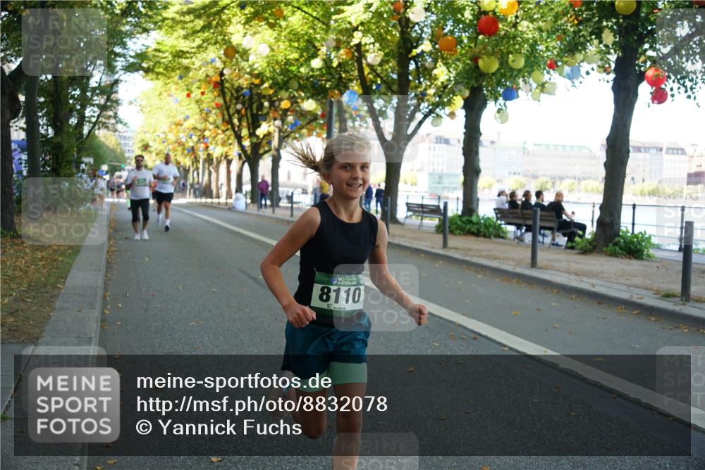07.09.2025 - BARMER Alsterlauf Yannick Fuchs http://msf.ph/oto/8832078 07.09.2025 11:37:30 Laufen 36, 8110 meine-sportfotos.de