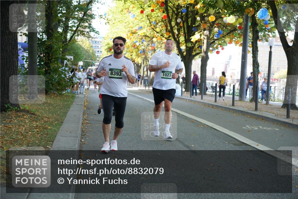 07.09.2025 - BARMER Alsterlauf Yannick Fuchs http://msf.ph/oto/8832079 07.09.2025 11:37:33 Laufen 8393, 1023 meine-sportfotos.de