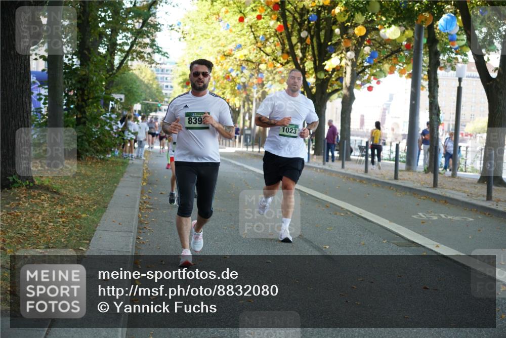 07.09.2025 - BARMER Alsterlauf Yannick Fuchs http://msf.ph/oto/8832080 07.09.2025 11:37:33 Laufen 839, 1023 meine-sportfotos.de