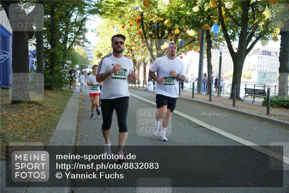 07.09.2025 - BARMER Alsterlauf Yannick Fuchs http://msf.ph/oto/8832083 07.09.2025 11:37:34 Laufen 1066, 6393, 1023 meine-sportfotos.de