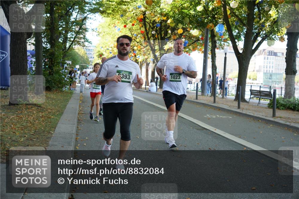 07.09.2025 - BARMER Alsterlauf Yannick Fuchs http://msf.ph/oto/8832084 07.09.2025 11:37:34 Laufen 1066, 393, 1023 meine-sportfotos.de