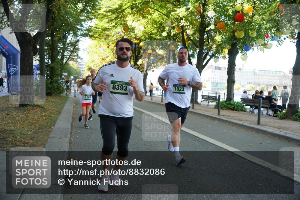 07.09.2025 - BARMER Alsterlauf Yannick Fuchs http://msf.ph/oto/8832086 07.09.2025 11:37:35 Laufen 1066, 8393, 1023 meine-sportfotos.de