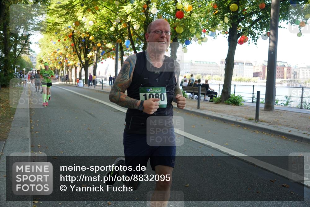 07.09.2025 - BARMER Alsterlauf Yannick Fuchs http://msf.ph/oto/8832095 07.09.2025 11:37:39 Laufen 36, 1080 meine-sportfotos.de
