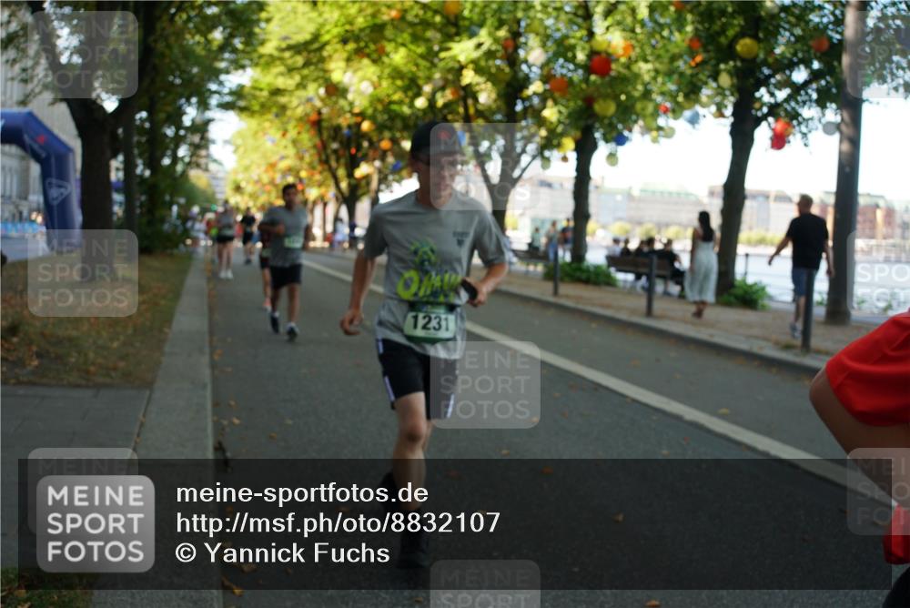 07.09.2025 - BARMER Alsterlauf Yannick Fuchs http://msf.ph/oto/8832107 07.09.2025 11:37:44 Laufen 1231 meine-sportfotos.de