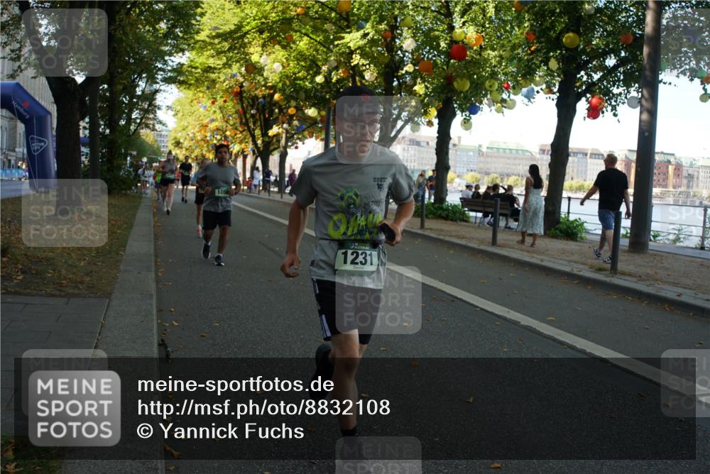 07.09.2025 - BARMER Alsterlauf Yannick Fuchs http://msf.ph/oto/8832108 07.09.2025 11:37:44 Laufen 1056, 1231 meine-sportfotos.de