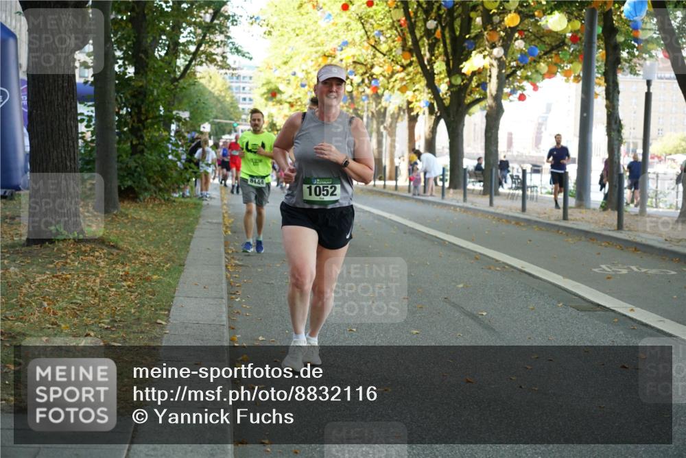 07.09.2025 - BARMER Alsterlauf Yannick Fuchs http://msf.ph/oto/8832116 07.09.2025 11:37:48 Laufen 8144, 1052 meine-sportfotos.de