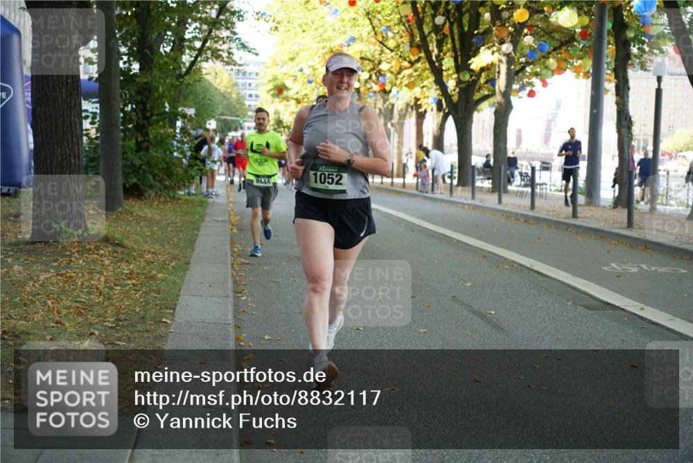 07.09.2025 - BARMER Alsterlauf Yannick Fuchs http://msf.ph/oto/8832117 07.09.2025 11:37:48 Laufen 8144, 1052 meine-sportfotos.de