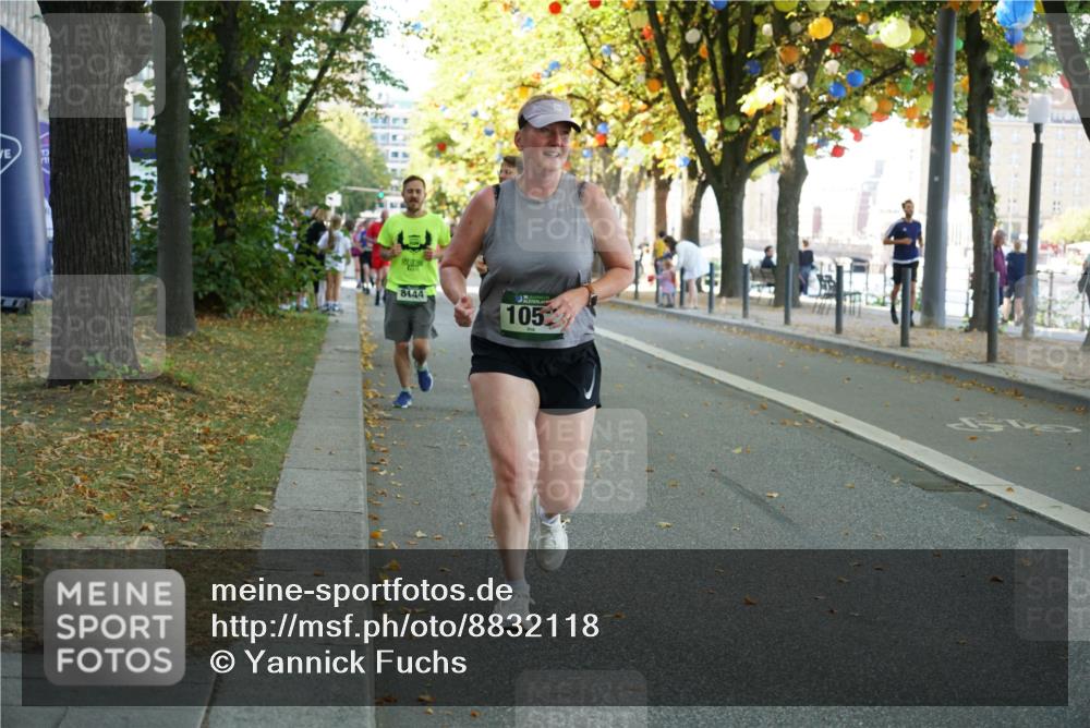 07.09.2025 - BARMER Alsterlauf Yannick Fuchs http://msf.ph/oto/8832118 07.09.2025 11:37:48 Laufen 8144, 105 meine-sportfotos.de