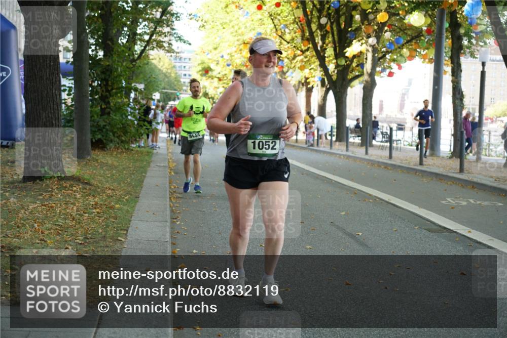 07.09.2025 - BARMER Alsterlauf Yannick Fuchs http://msf.ph/oto/8832119 07.09.2025 11:37:49 Laufen 8144, 1052 meine-sportfotos.de