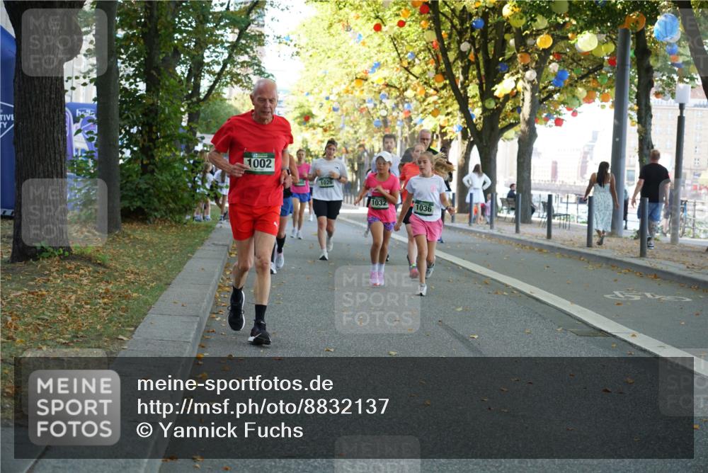 07.09.2025 - BARMER Alsterlauf Yannick Fuchs http://msf.ph/oto/8832137 07.09.2025 11:38:00 Laufen 1002, 1026, 1032, 1036 meine-sportfotos.de