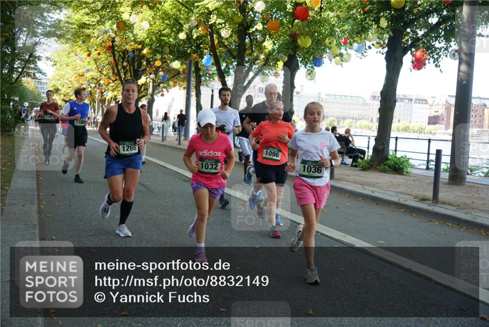 07.09.2025 - BARMER Alsterlauf Yannick Fuchs http://msf.ph/oto/8832149 07.09.2025 11:38:04 Laufen 1162, 1266, 100, 1032, 1096, 1036 meine-sportfotos.de