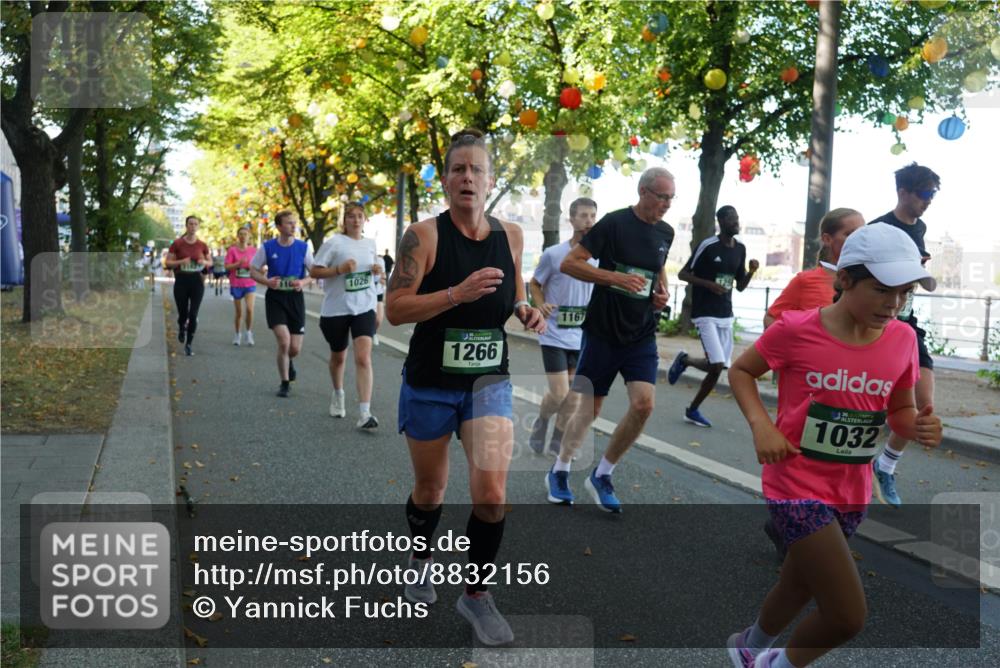 07.09.2025 - BARMER Alsterlauf Yannick Fuchs http://msf.ph/oto/8832156 07.09.2025 11:38:05 Laufen 116, 1026, 1266, 1167, 36, 1032 meine-sportfotos.de
