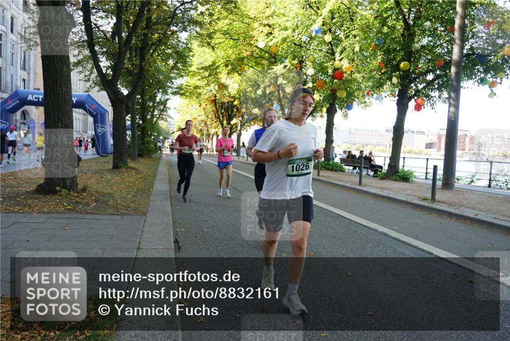 07.09.2025 - BARMER Alsterlauf Yannick Fuchs http://msf.ph/oto/8832161 07.09.2025 11:38:07 Laufen 1026 meine-sportfotos.de