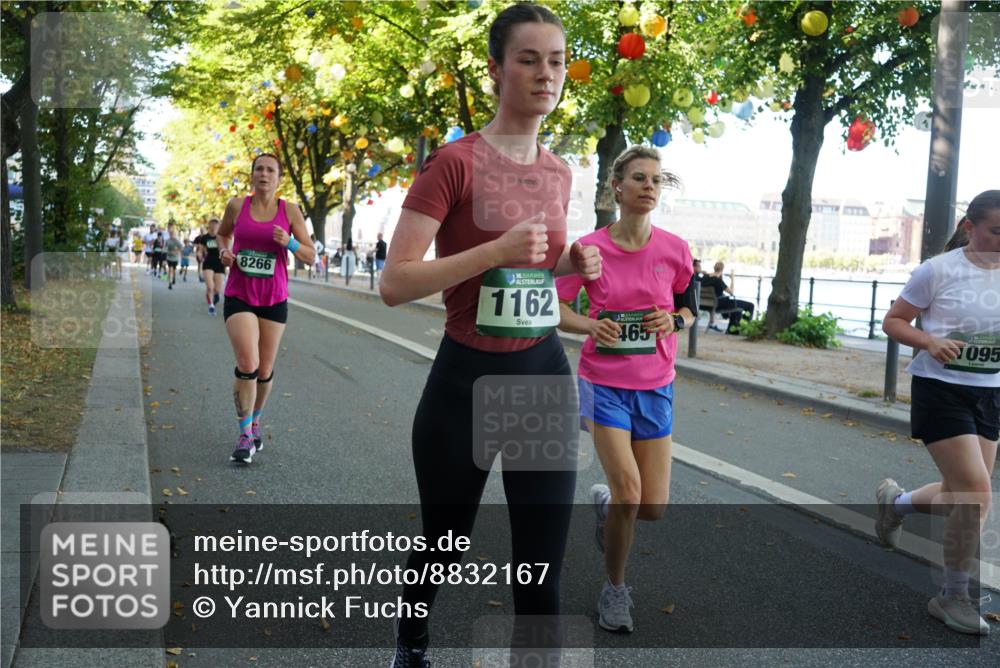 07.09.2025 - BARMER Alsterlauf Yannick Fuchs http://msf.ph/oto/8832167 07.09.2025 11:38:09 Laufen 8266, 136, 1162, 465, 095 meine-sportfotos.de