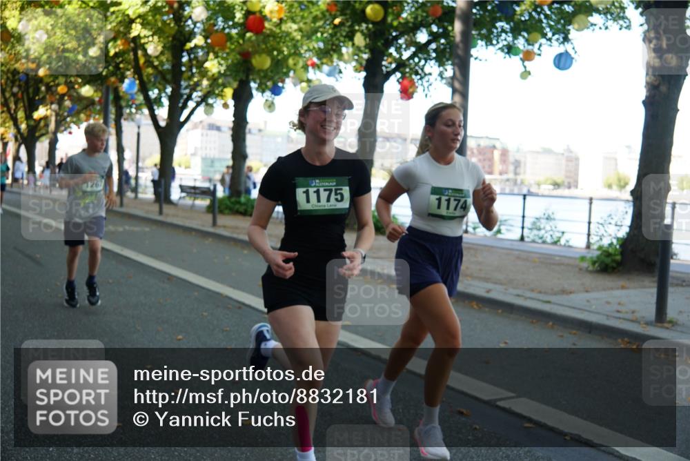 07.09.2025 - BARMER Alsterlauf Yannick Fuchs http://msf.ph/oto/8832181 07.09.2025 11:38:14 Laufen 1175, 1174 meine-sportfotos.de