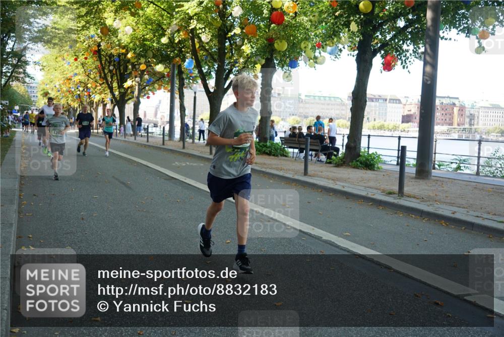 07.09.2025 - BARMER Alsterlauf Yannick Fuchs http://msf.ph/oto/8832183 07.09.2025 11:38:15 Laufen 126, 6325 meine-sportfotos.de