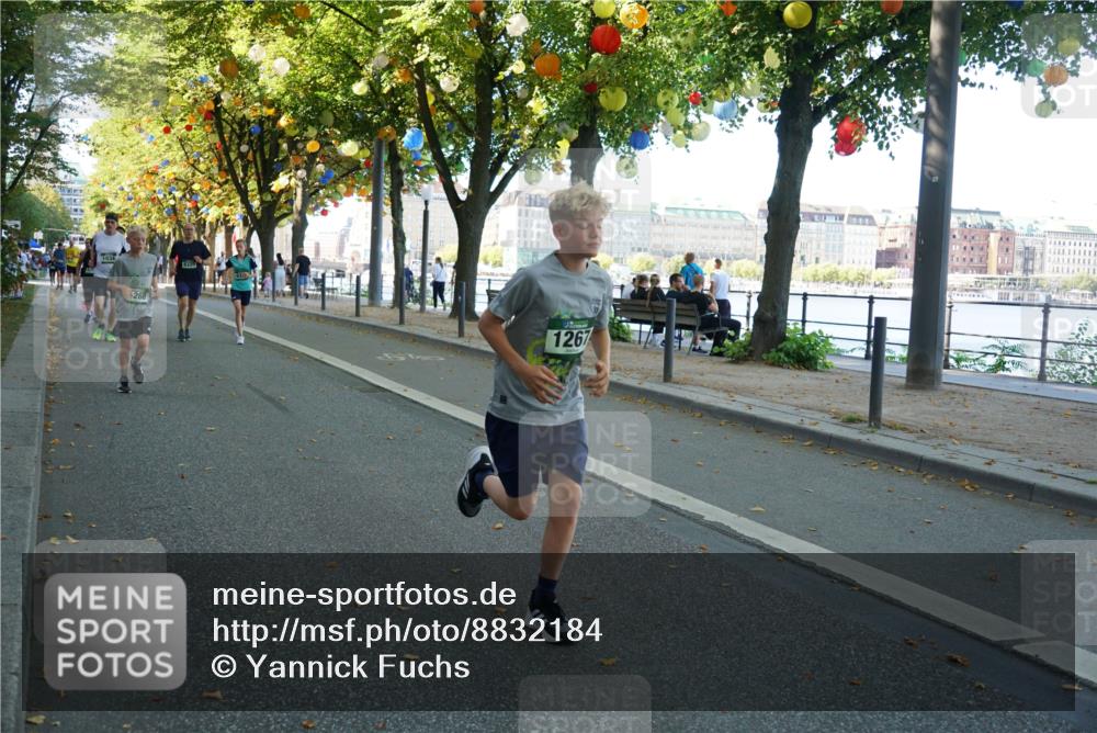 07.09.2025 - BARMER Alsterlauf Yannick Fuchs http://msf.ph/oto/8832184 07.09.2025 11:38:15 Laufen 1034, 268, 8325, 1267 meine-sportfotos.de