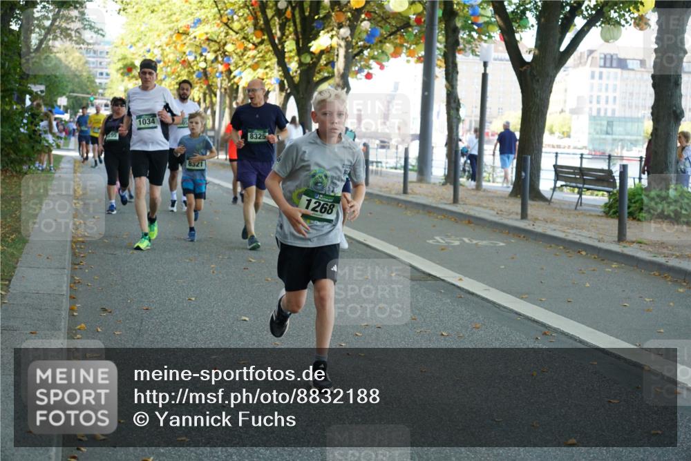 07.09.2025 - BARMER Alsterlauf Yannick Fuchs http://msf.ph/oto/8832188 07.09.2025 11:38:17 Laufen 495, 1034, 8321, 8325, 1268 meine-sportfotos.de