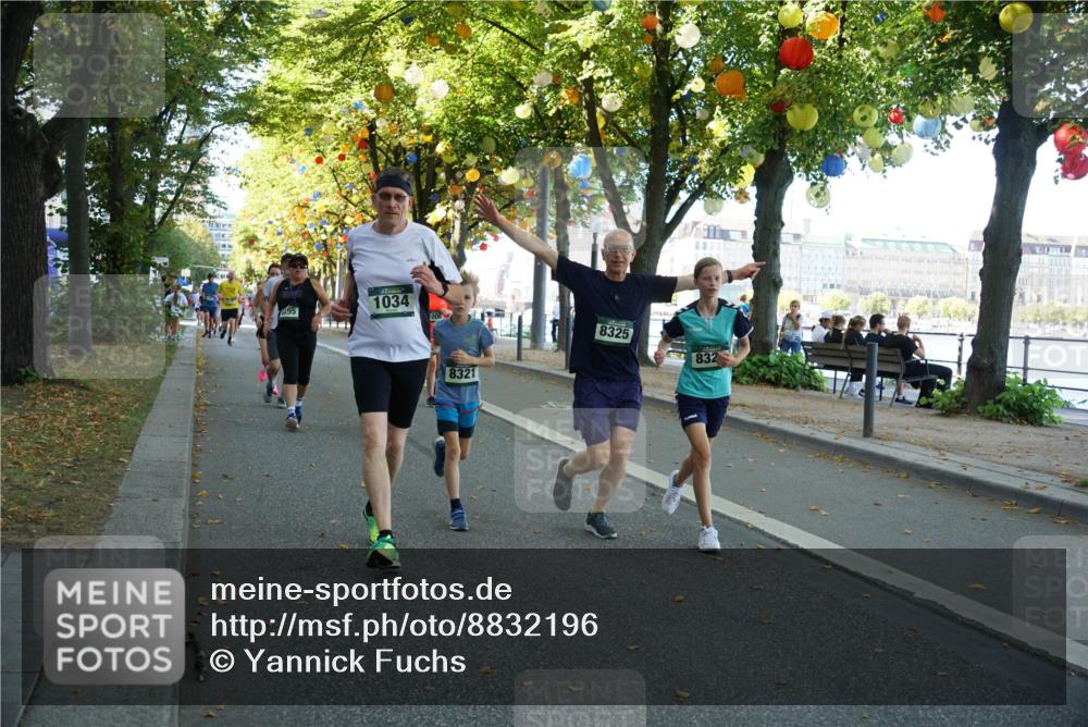 07.09.2025 - BARMER Alsterlauf Yannick Fuchs http://msf.ph/oto/8832196 07.09.2025 11:38:19 Laufen 1034, 8321, 8325, 832 meine-sportfotos.de