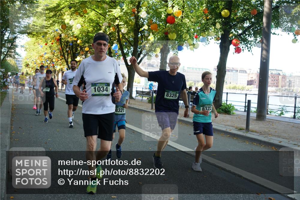 07.09.2025 - BARMER Alsterlauf Yannick Fuchs http://msf.ph/oto/8832202 07.09.2025 11:38:20 Laufen 395, 1034, 8321, 111, 8325, 8322 meine-sportfotos.de
