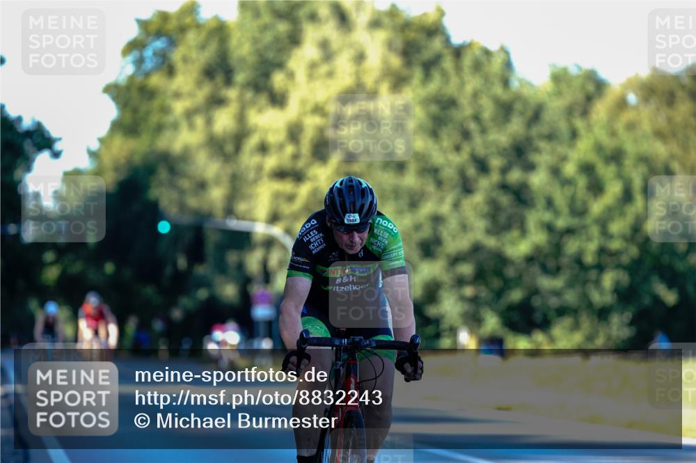 07.09.2025 - 19. Norderstedt Triathlon Michael Burmester http://msf.ph/oto/8832243 07.09.2025 16:23:01 Radfahren 386, 1524 meine-sportfotos.de