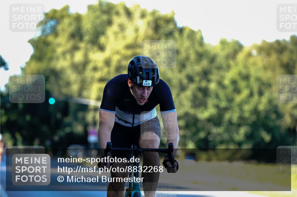 07.09.2025 - 19. Norderstedt Triathlon Michael Burmester http://msf.ph/oto/8832268 07.09.2025 16:23:41 Radfahren 1412 meine-sportfotos.de