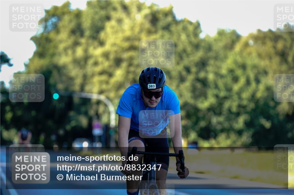 07.09.2025 - 19. Norderstedt Triathlon Michael Burmester http://msf.ph/oto/8832347 07.09.2025 16:26:01 Radfahren 383 meine-sportfotos.de