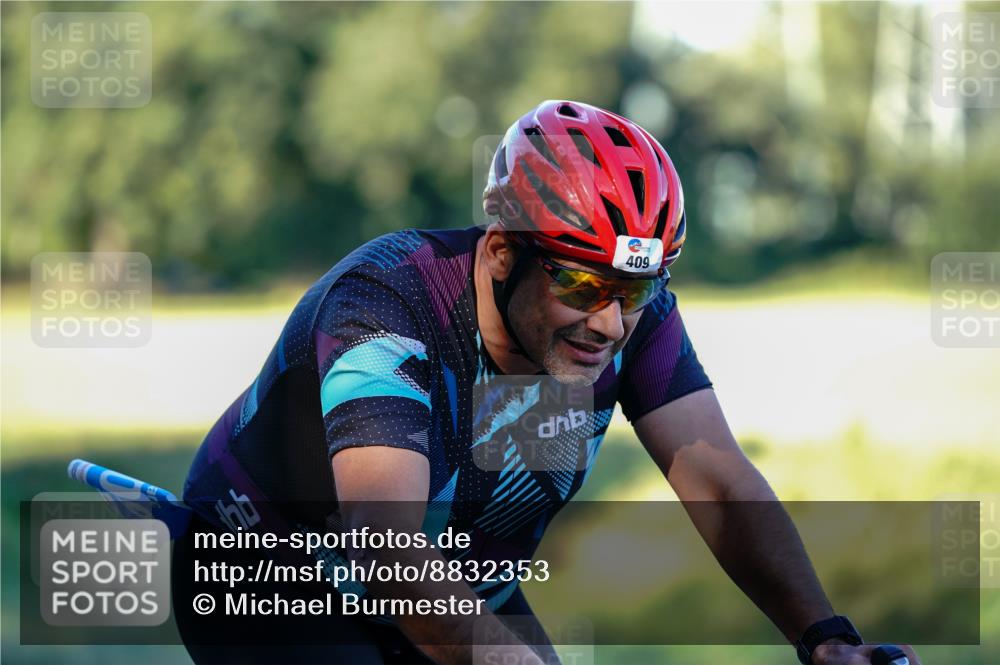 07.09.2025 - 19. Norderstedt Triathlon Michael Burmester http://msf.ph/oto/8832353 07.09.2025 16:26:39 Radfahren 409 meine-sportfotos.de