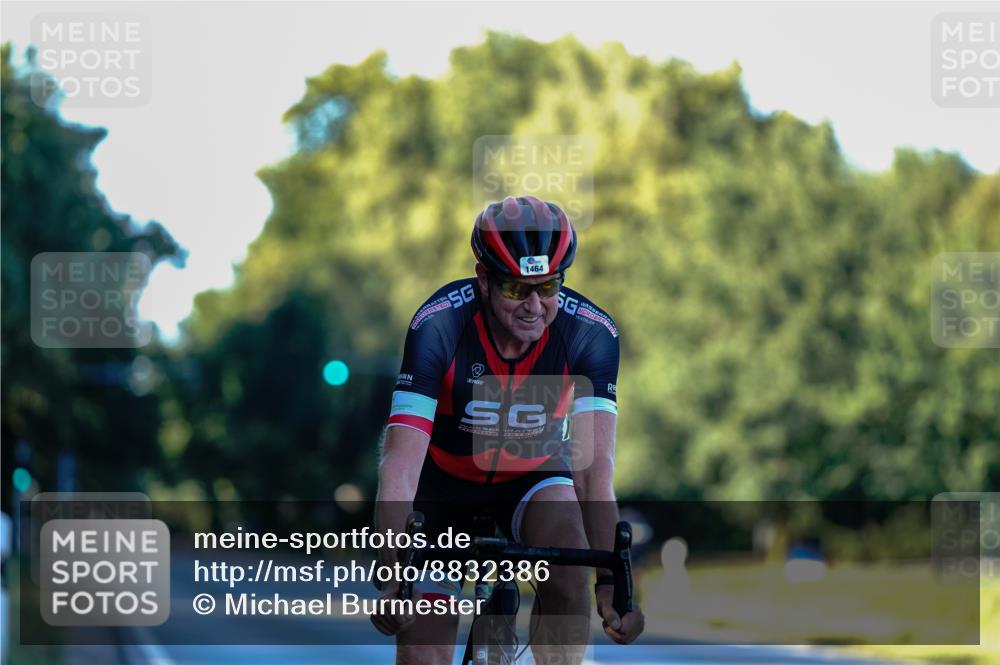 07.09.2025 - 19. Norderstedt Triathlon Michael Burmester http://msf.ph/oto/8832386 07.09.2025 16:29:31 Radfahren 376, 1464 meine-sportfotos.de