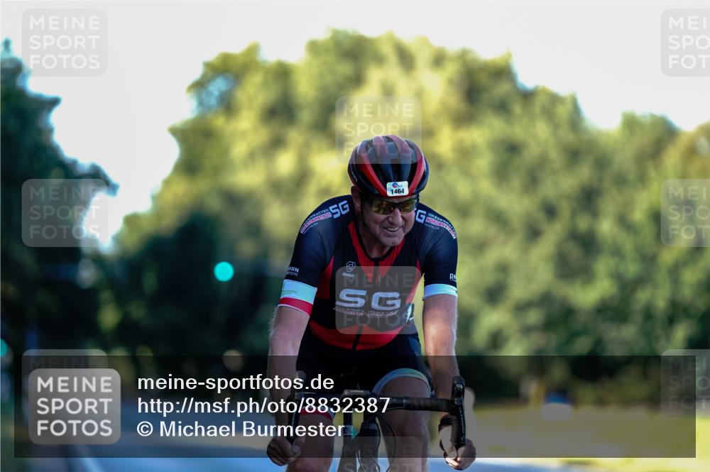 07.09.2025 - 19. Norderstedt Triathlon Michael Burmester http://msf.ph/oto/8832387 07.09.2025 16:29:31 Radfahren 376, 1464 meine-sportfotos.de