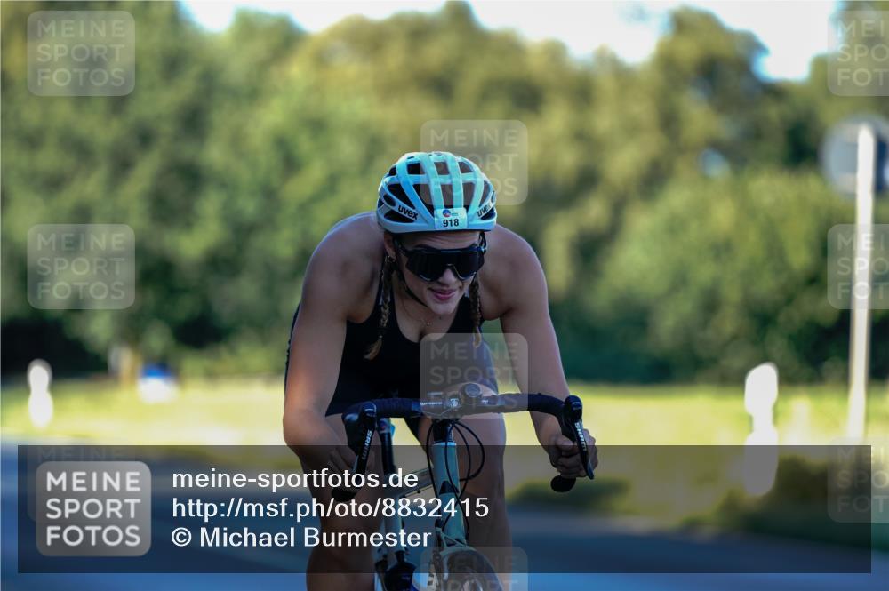 07.09.2025 - 19. Norderstedt Triathlon Michael Burmester http://msf.ph/oto/8832415 07.09.2025 16:30:52 Radfahren 918 meine-sportfotos.de