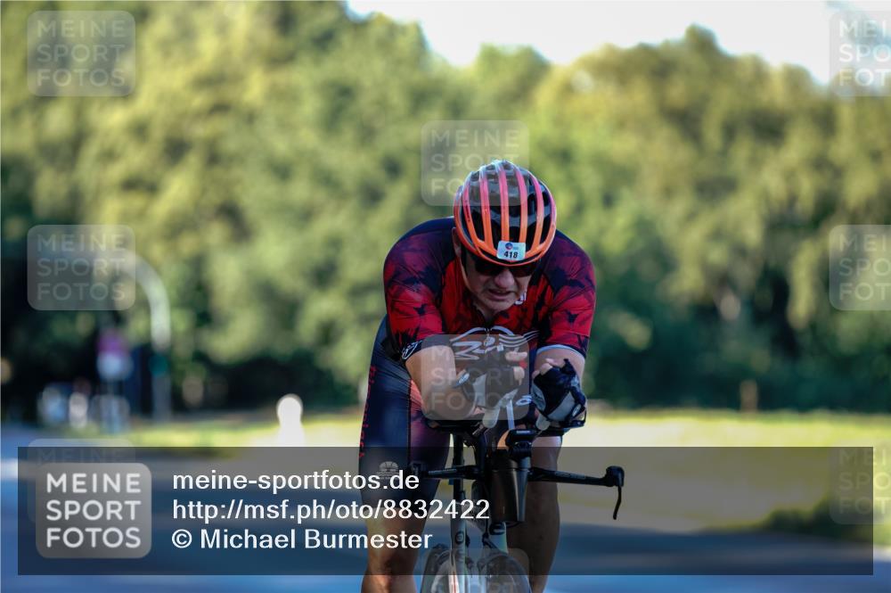 07.09.2025 - 19. Norderstedt Triathlon Michael Burmester http://msf.ph/oto/8832422 07.09.2025 16:31:24 Radfahren 418 meine-sportfotos.de