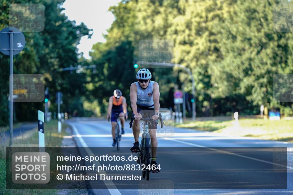 07.09.2025 - 19. Norderstedt Triathlon Michael Burmester http://msf.ph/oto/8832464 07.09.2025 16:36:01 Radfahren 378 meine-sportfotos.de