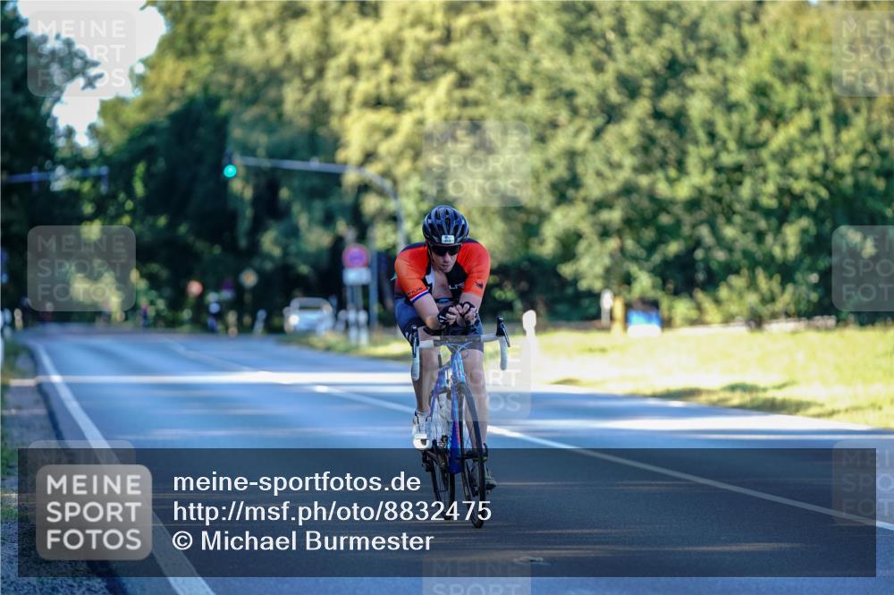 07.09.2025 - 19. Norderstedt Triathlon Michael Burmester http://msf.ph/oto/8832475 07.09.2025 16:36:32 Radfahren 412, 1524 meine-sportfotos.de