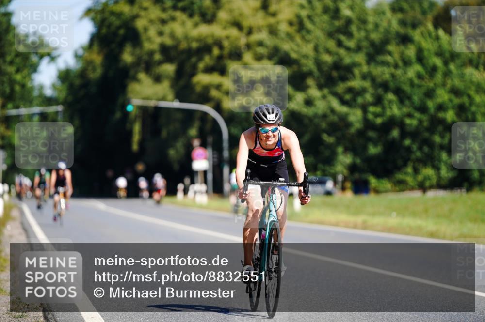 07.09.2025 - 19. Norderstedt Triathlon Michael Burmester http://msf.ph/oto/8832551 07.09.2025 11:44:27 Radfahren 1334 meine-sportfotos.de