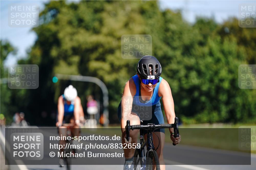 07.09.2025 - 19. Norderstedt Triathlon Michael Burmester http://msf.ph/oto/8832659 07.09.2025 11:48:55 Radfahren 793, 845, 1267 meine-sportfotos.de