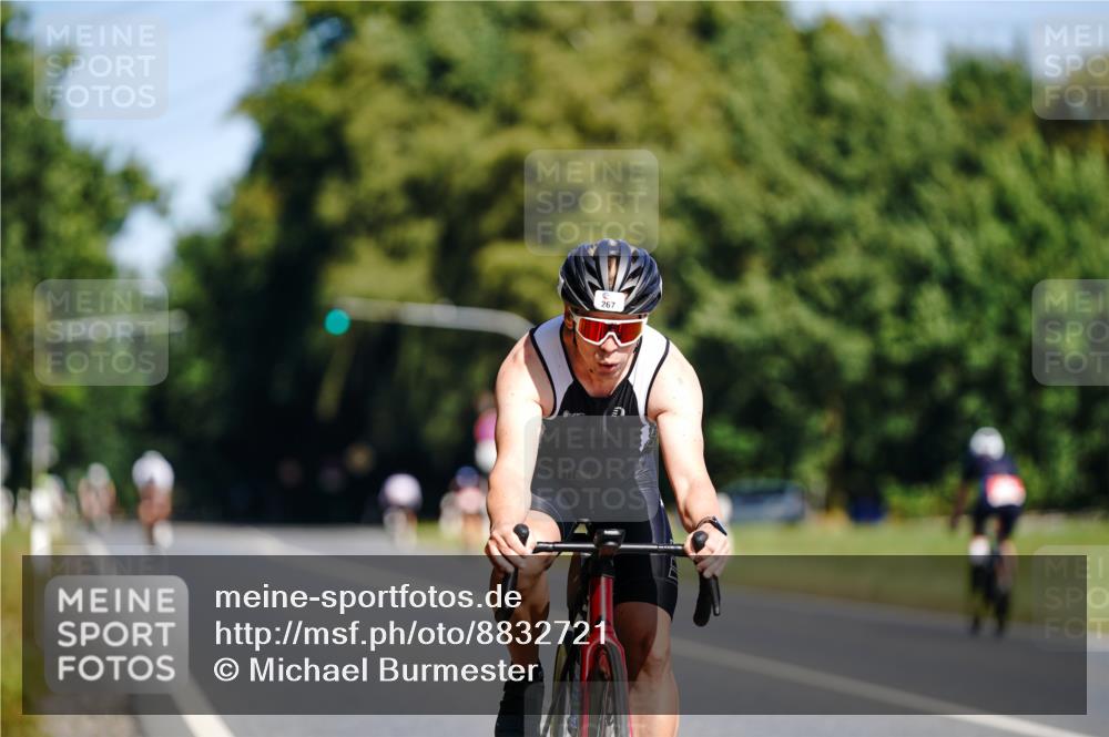 07.09.2025 - 19. Norderstedt Triathlon Michael Burmester http://msf.ph/oto/8832721 07.09.2025 11:51:53 Radfahren 267, 782 meine-sportfotos.de