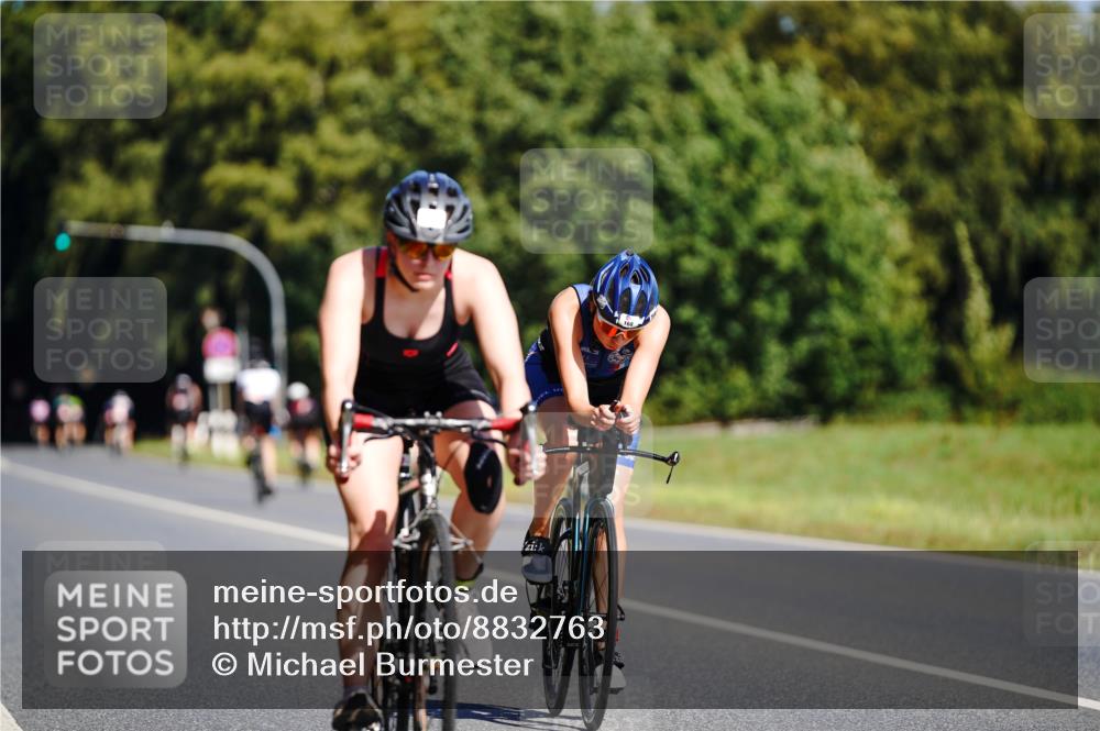 07.09.2025 - 19. Norderstedt Triathlon Michael Burmester http://msf.ph/oto/8832763 07.09.2025 11:53:41 Radfahren 168, 765, 846 meine-sportfotos.de