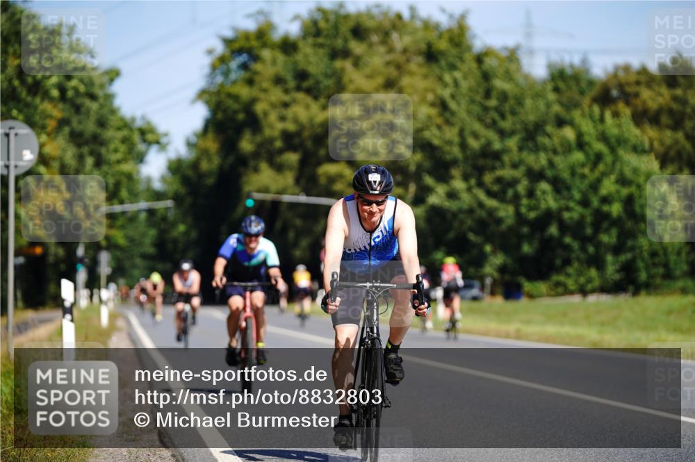 07.09.2025 - 19. Norderstedt Triathlon Michael Burmester http://msf.ph/oto/8832803 07.09.2025 11:54:40 Radfahren 741, 1371 meine-sportfotos.de
