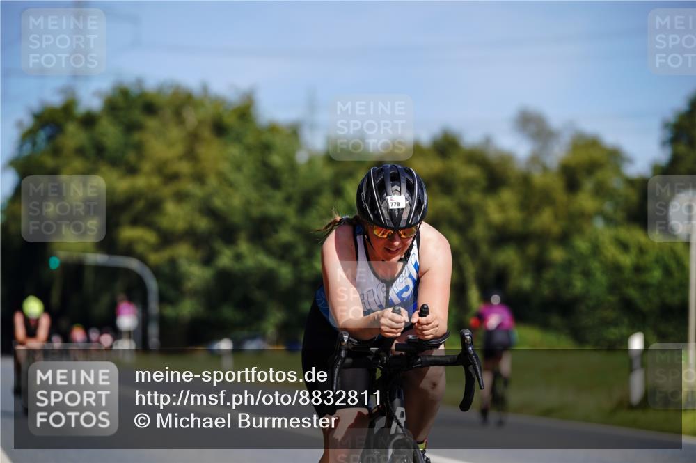 07.09.2025 - 19. Norderstedt Triathlon Michael Burmester http://msf.ph/oto/8832811 07.09.2025 11:54:45 Radfahren 741, 779, 1272 meine-sportfotos.de