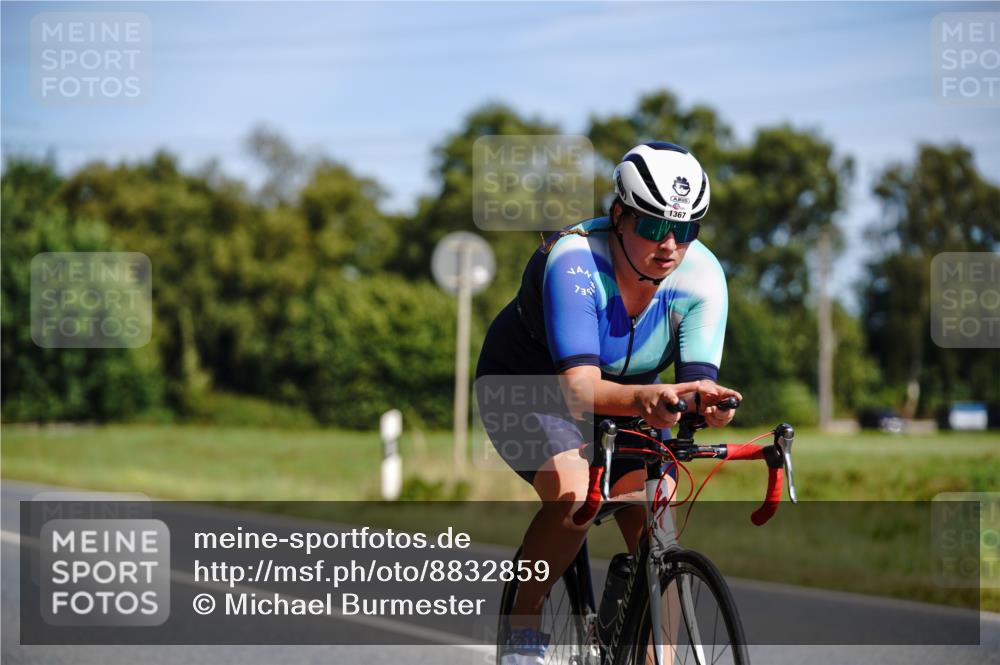 07.09.2025 - 19. Norderstedt Triathlon Michael Burmester http://msf.ph/oto/8832859 07.09.2025 11:56:18 Radfahren 802, 824, 1332, 1367 meine-sportfotos.de