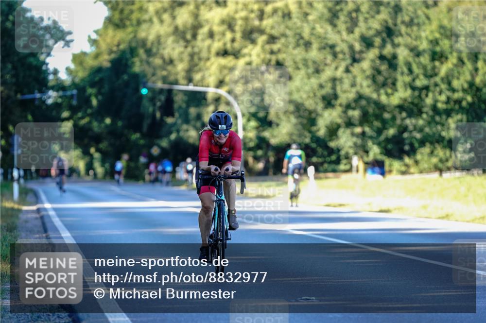 07.09.2025 - 19. Norderstedt Triathlon Michael Burmester http://msf.ph/oto/8832977 07.09.2025 16:24:23 Radfahren 1066 meine-sportfotos.de