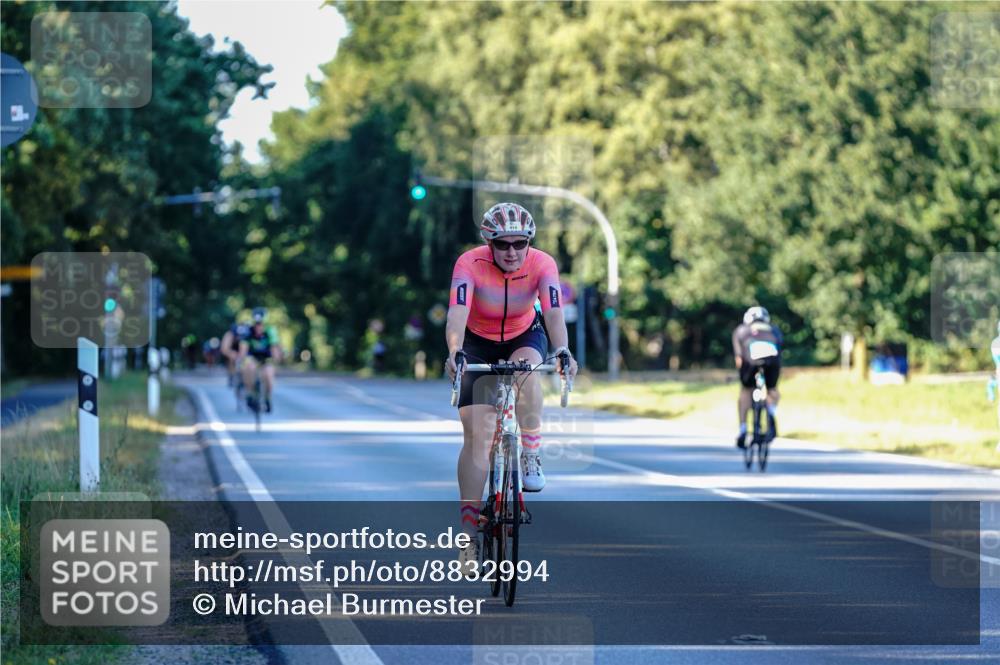 07.09.2025 - 19. Norderstedt Triathlon Michael Burmester http://msf.ph/oto/8832994 07.09.2025 16:25:10 Radfahren 914, 1513 meine-sportfotos.de