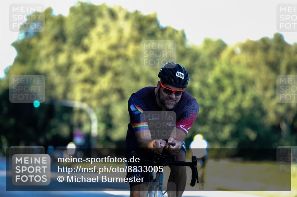 07.09.2025 - 19. Norderstedt Triathlon Michael Burmester http://msf.ph/oto/8833005 07.09.2025 16:25:22 Radfahren 875, 912, 1547, 1558 meine-sportfotos.de