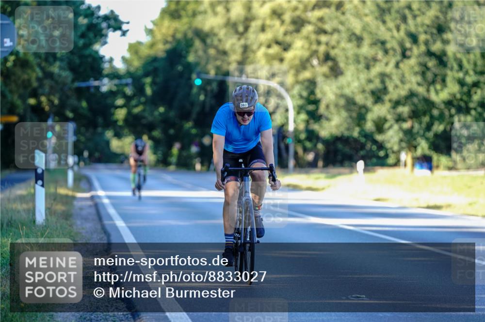 07.09.2025 - 19. Norderstedt Triathlon Michael Burmester http://msf.ph/oto/8833027 07.09.2025 16:26:00 Radfahren 383 meine-sportfotos.de