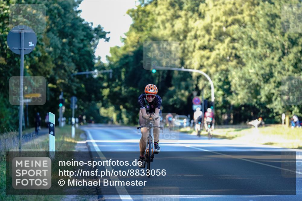 07.09.2025 - 19. Norderstedt Triathlon Michael Burmester http://msf.ph/oto/8833056 07.09.2025 16:28:32 Radfahren 1613 meine-sportfotos.de