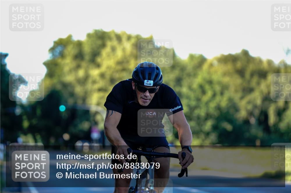 07.09.2025 - 19. Norderstedt Triathlon Michael Burmester http://msf.ph/oto/8833079 07.09.2025 16:29:57 Radfahren 864, 924, 1448 meine-sportfotos.de